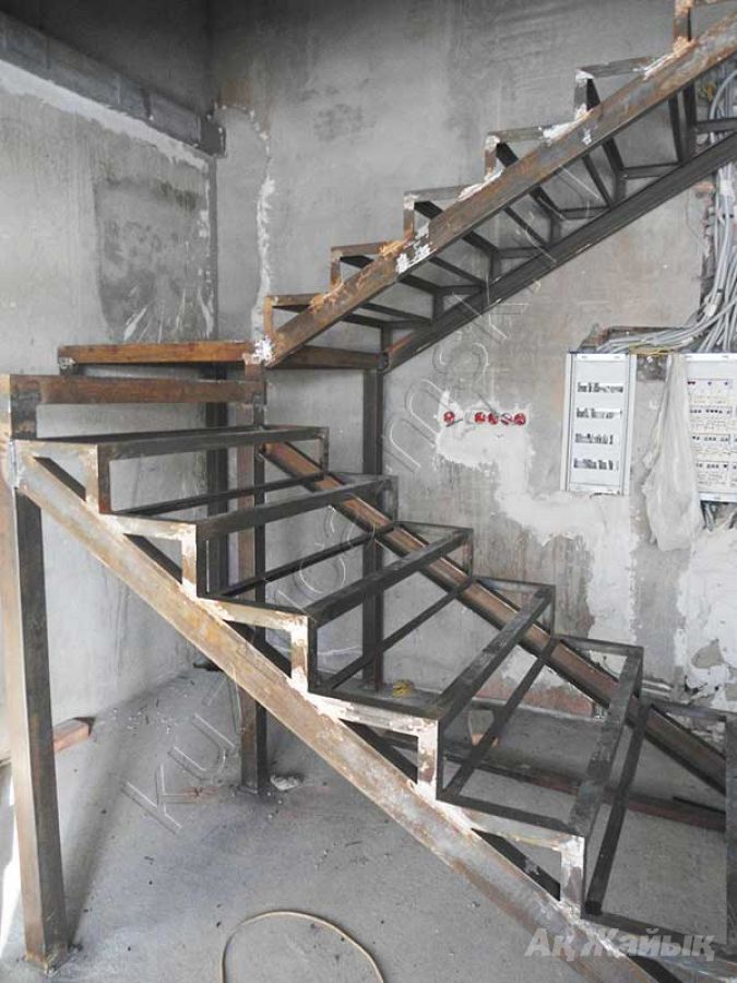 Изготовление лестниц металлических своими руками Изготовление лестниц металлических своими руками