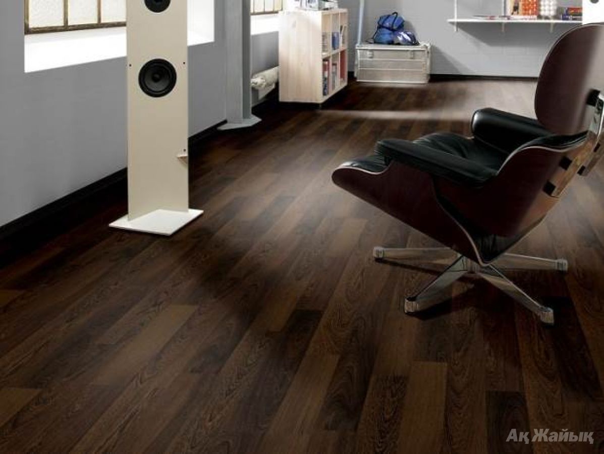 Ламинат dolce flooring 8мм дуб бурбон темный 2713 / undhaus.