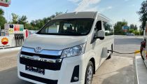 2024 HIACE В отличном состоянии...